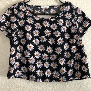 Persaya Daisy Crop Top